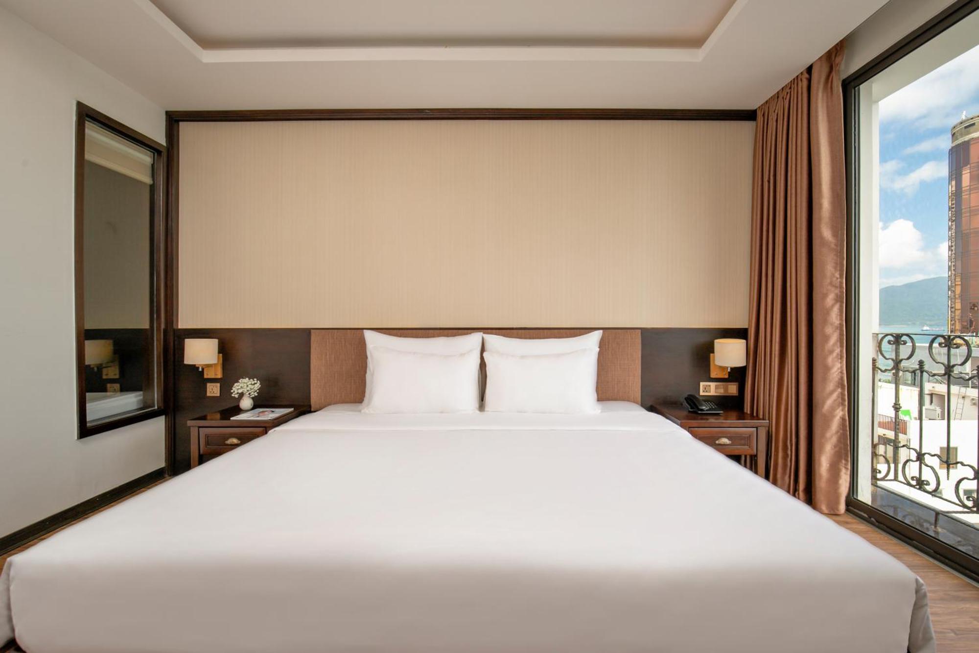 Palazzo Boutique Hotel Da Nang Bagian luar foto