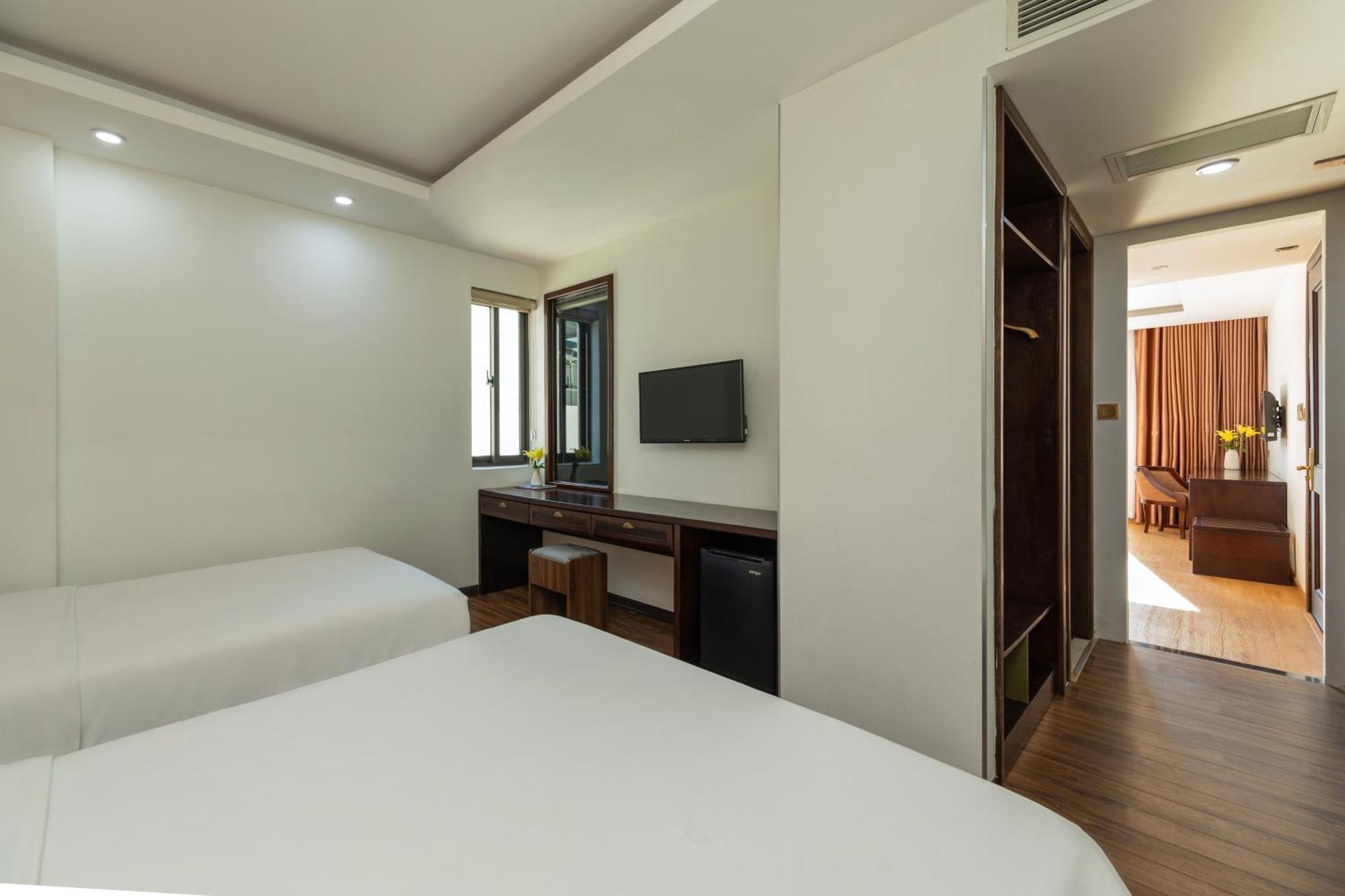 Palazzo Boutique Hotel Da Nang Bagian luar foto
