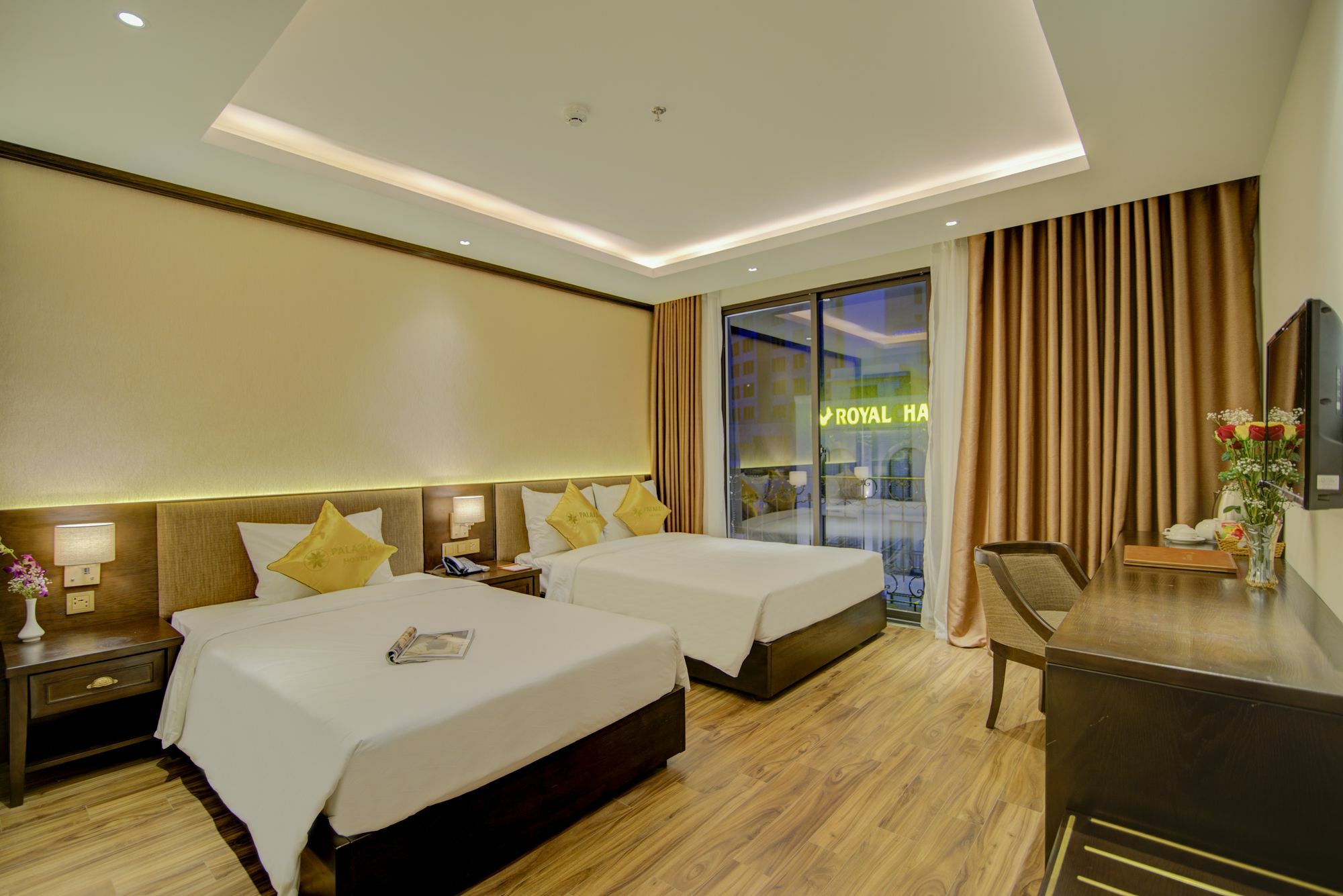 Palazzo Boutique Hotel Da Nang Bagian luar foto